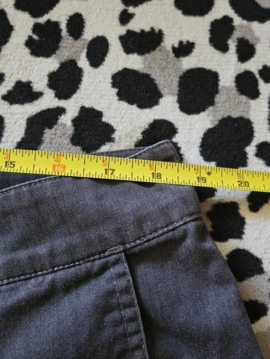 Metal Mulisha Mens Size 38 Gray Cargo Shorts Embroidered Logo w Pockets Cotton - Picture 10 of 10